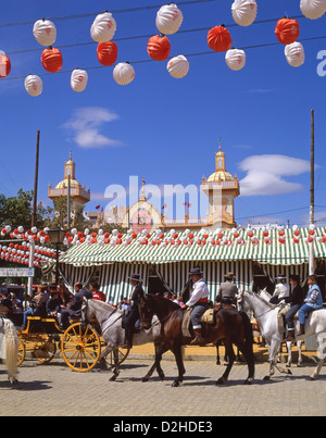 Horse parade à la feria de abril de Sevilla (Séville Foire d'avril), la Province de Séville, Séville, Andalousie, Espagne Banque D'Images