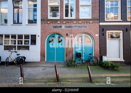 Le quartier Jordaan à Amsterdam est devenu un quartier branché et design, domaine où de nombreux également expatriats choisissent de vivre Banque D'Images