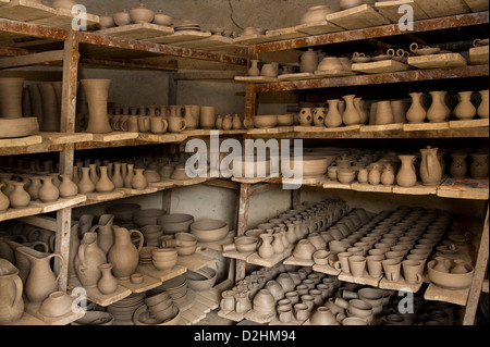 La poterie batwa, Rwanda,Gatagara Banque D'Images