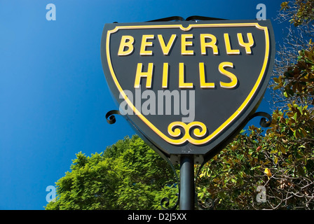 Signe de Beverly Hills à Los Angeles park avec beau ciel bleu en arrière-plan Banque D'Images