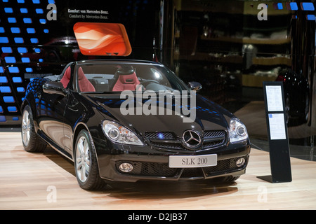 Berlin, Allemagne, une Mercedes-Benz SLK 200 noir Banque D'Images