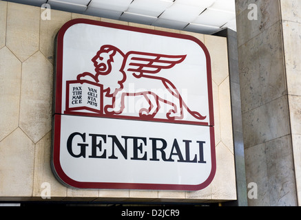 Gênes, Italie, le lettrage et le logo de Assicurazioni Generali SpA Banque D'Images