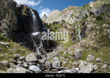 Cascades dans le Barranc de Moliéres dans les Pyrénées - Lleida, Cataolina, Espagne Banque D'Images