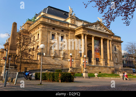 Wiesbaden, Allemagne, le théâtre d'état de Hesse à Wiesbaden Banque D'Images