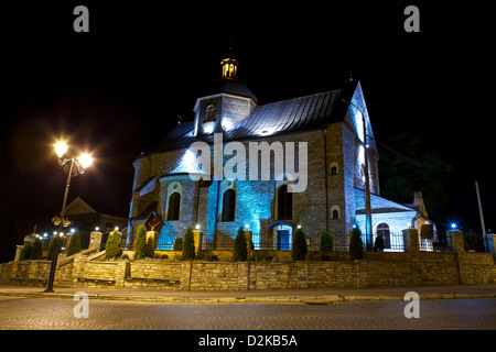 L'église Trinity à Kiev, Ukraine, la nuit Banque D'Images