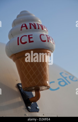 Ice cream cone signe sur van à Brighton, Angleterre, RU Banque D'Images