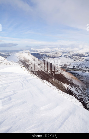 Causey Pike's ridge du SCAR, partie de The Coledale Horseshoe dans le Lake District. Banque D'Images