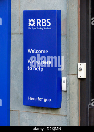 Royal Bank of Scotland RBS logo. Place du marché, Kendal, Cumbria, Angleterre, Royaume-Uni, Europe. Banque D'Images