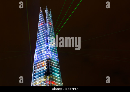 Premier spectacle de lumière laser - le gratte-ciel Shard - Londres Banque D'Images