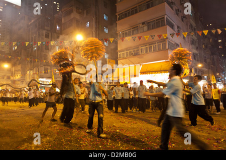 Tai Hang Fire Dragon Dance à Hong Kong Banque D'Images