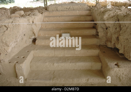 L'art de Mycènes en Grèce. Palais de Nestor, près de Pylos. 1300-1200 av. J.-C. L'Âge du Bronze. Ruines. Escalier vers l'étage supérieur. Banque D'Images