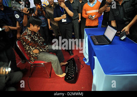 Le 29 janvier 2013 - Solo, Central Java, Indonesia - Clavier pour une déficience en Indonésie (crédit Image : © Sijori Images/ZUMAPRESS.com) Banque D'Images