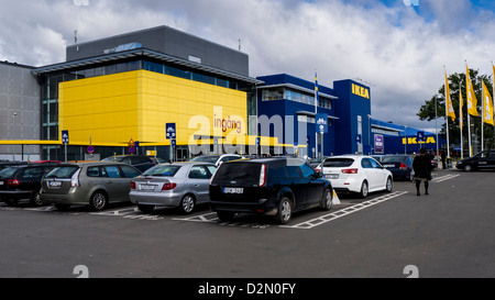 En dehors de la magasin IKEA à Kungens Kurva dans le sud de Stockholm. C'est la plus grande et plus ancienne magasin IKEA dans le monde Banque D'Images