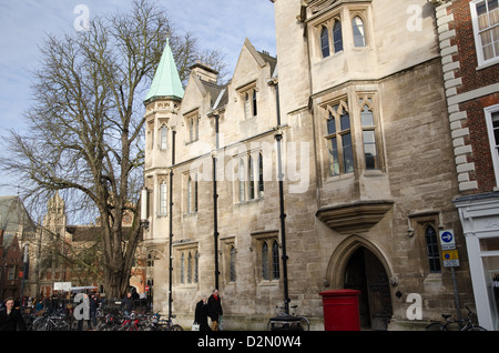 Trinity Street à Cambridge, Angleterre Banque D'Images