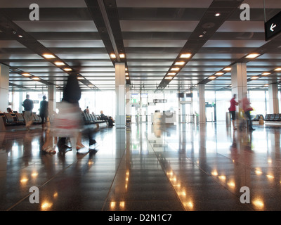 Zone d'attente, l'aéroport de Zurich, Zurich, Switzerland, Europe Banque D'Images