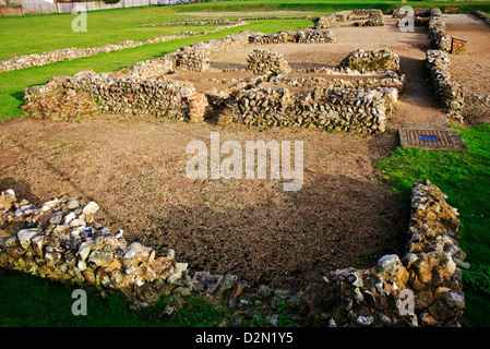 Une vue de l'objet de fouilles vestiges d'une ville romaine à Caister-on-Sea, Norfolk, Angleterre, Royaume-Uni. Banque D'Images