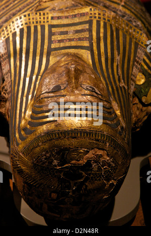 Cercueil en bois peint, jeune femme égyptienne, British Museum, Londres, Angleterre, RU, FR, Îles britanniques Banque D'Images