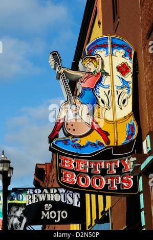 Betty Boots women's boot shop à l'Honky Tonk, Nashville, Tennessee, États-Unis d'Amérique, Amérique du Nord Banque D'Images