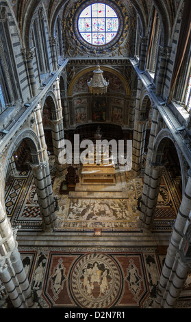 L'Italie, Siena, incrustations de marbres colorés de l'étage du Duomo Banque D'Images