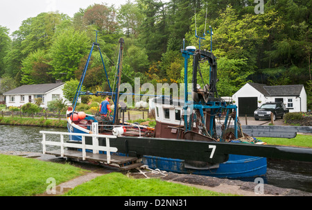 L'Écosse, dans le comté de Argyll and Bute, Crinan Canal ouvert 1801 a 15 écluses Banque D'Images