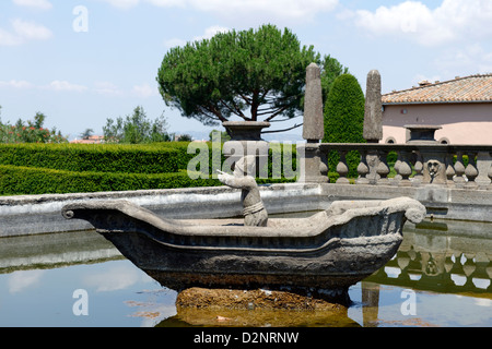 Cette photo a été prise à la Villa Lante à Bagnaia, près de Viterbe dans la région Latium, en Italie. Banque D'Images