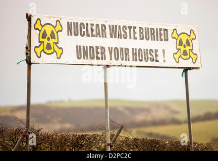 30 janvier 2013. Une bannière de protestation anti-nucléaire dump à Cockermouth, Lake District, UK. Banque D'Images