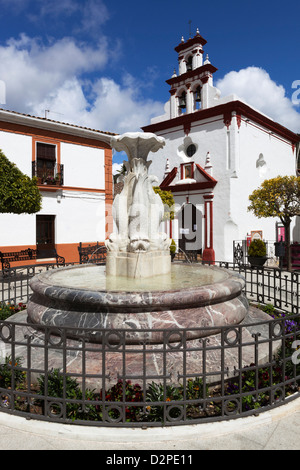 Fontaine et l'Ermita de la Trinité Banque D'Images