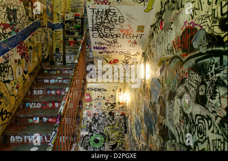 Berlin, Allemagne, escalier dans Haus Schwarzenberg Banque D'Images