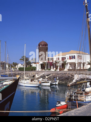 Vue sur le port, Caleta de Fuste Antigua, municipalité, Fuerteventura, îles Canaries, Espagne Banque D'Images