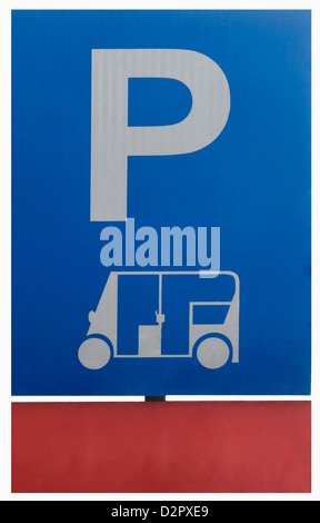 Close-up of a parking sign, Bangalore, Karnataka, Inde Banque D'Images