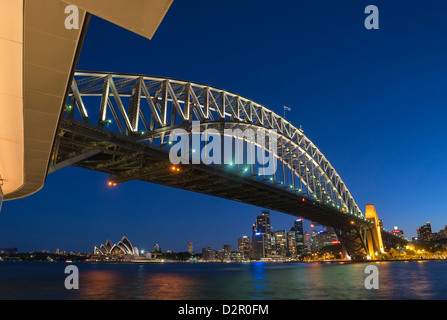 Sydney Harbour Bridge et skyline, Sydney, New South Wales, Australie, Pacifique Banque D'Images