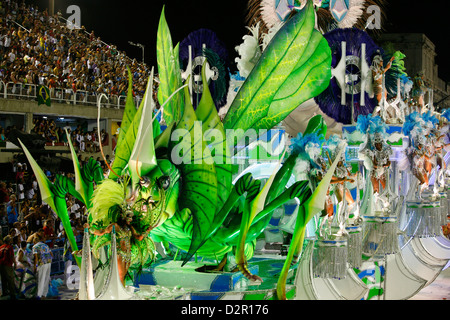 Défilé de carnaval à le Sambodrome, Rio de Janeiro, Brésil, Amérique du Sud Banque D'Images