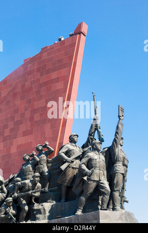 La troupe artistique Mansudae Grand Monument représentant japonais Anti Lutte révolutionnaire, troupe artistique Mansudae Assembly Hall, Pyongyang, Corée du Nord Banque D'Images