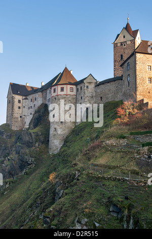 Château gothique à Loket (République tchèque, en Bohême de l'Ouest). Vue de l'automne. Banque D'Images