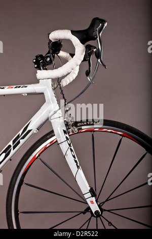 Vélo route carbone look 585 record - Vélos