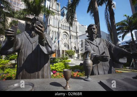 En dehors des statues de la cathédrale Presbytérienne, Centro, Rio de Janeiro, Brésil, Amérique du Sud Banque D'Images