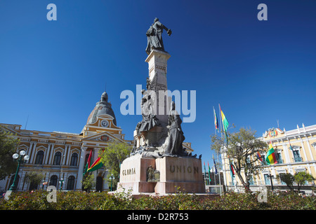 Monument et Palacio Legislativo (Palais législatif) sur la Plaza Pedro Murillo, La Paz, Bolivie, Amérique du Sud Banque D'Images