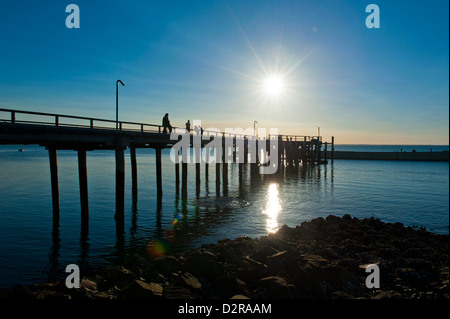 Jetée de coucher du soleil à Fraser Island, UNESCO World Heritage Site, Queensland, Australie, Pacifique Banque D'Images