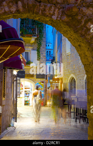 Vieille ville de nuit, Budva, Monténégro, Europe Banque D'Images