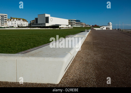De La Warr Pavilion après le front de régime de régénération, Hastings, East Sussex Banque D'Images