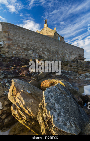 La maison de bain sur la côte de Northumberland près de Howick. Construit par le comte Grey au 19ème siècle, il est maintenant une maison de vacances Banque D'Images