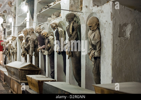 Palerme, Italie, momies naturelles dans les catacombes des Capucins Banque D'Images