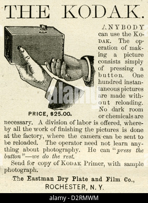 1890, l'annonce de l'appareil photo Kodak Eastman Dry Plate et Film Co. le prix de 25 $ en 1890 représente environ 650 $ aujourd'hui. Banque D'Images