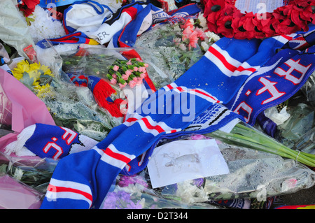 Mémorial pour les fans qui ont péri dans la catastrophe du stade de football Ibrox. Banque D'Images