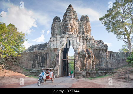 North Gate, Angkor Thom, Angkor, Site du patrimoine mondial de l'UNESCO, Siem Reap, Cambodge, Indochine, Asie du Sud-Est, l'Asie Banque D'Images