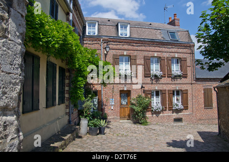 Maison de brique rouge St Valery sur Somme. Banque D'Images