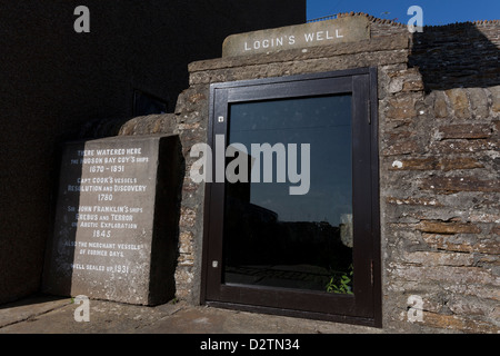 Site de login est bien dans la ville portuaire de Stromness dans les Orcades, en Écosse Banque D'Images