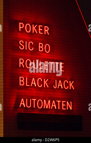 Berlin, Allemagne, enseigne lumineuse sur la façade du Casino Berlin Banque D'Images