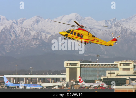 Sans titre, Agusta-Westland AW-139 Helicopter Banque D'Images