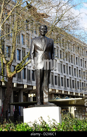 Statue de Ronald Reagan, Grosvenor Square, London, England, UK Banque D'Images